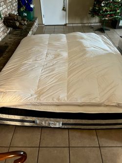 King Size Mattress Comes With Three Toppers 