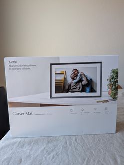 Brand New Aura Carver Mat 10.1” HD Digital Picture Frame