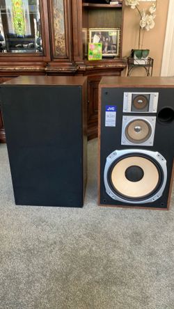 JVC SK-S44 Vintage Bookshelf Speakers Pair