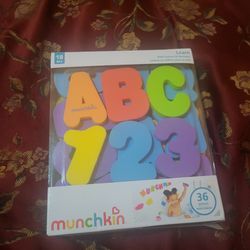 Munchkin  Bath Letters and Numbers