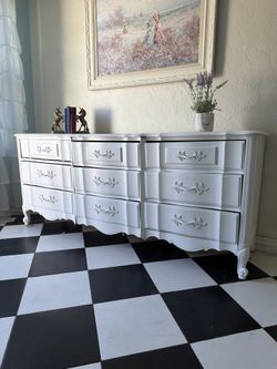 White provincial dresser