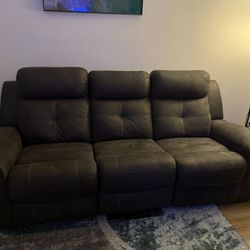 Reclining Sofa & Love Seat 