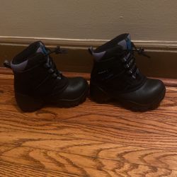 Columbia Winter Boots, 8t