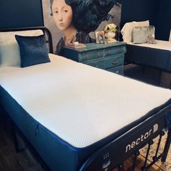 Nectar Premier Mattress Twin XL, Memory Foam Mattress, Like New, Perfect Condition, **Authentic Badge**, Same Day Delivery Available, 7 Days a Week  