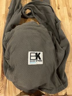 Baby K’tan Breeze carrier Size small