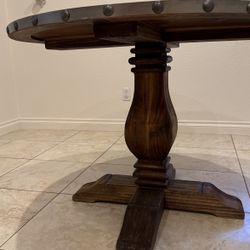 Gorgeous Dining/Breakfast Table