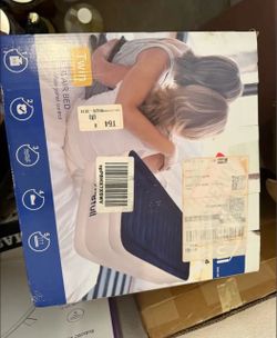 Twin Raised Air Bed with Auto-Inflate Panel Control