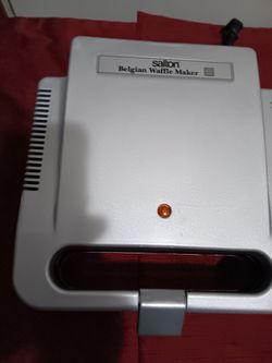 Salton BELGIAN WAFFLE MAKER