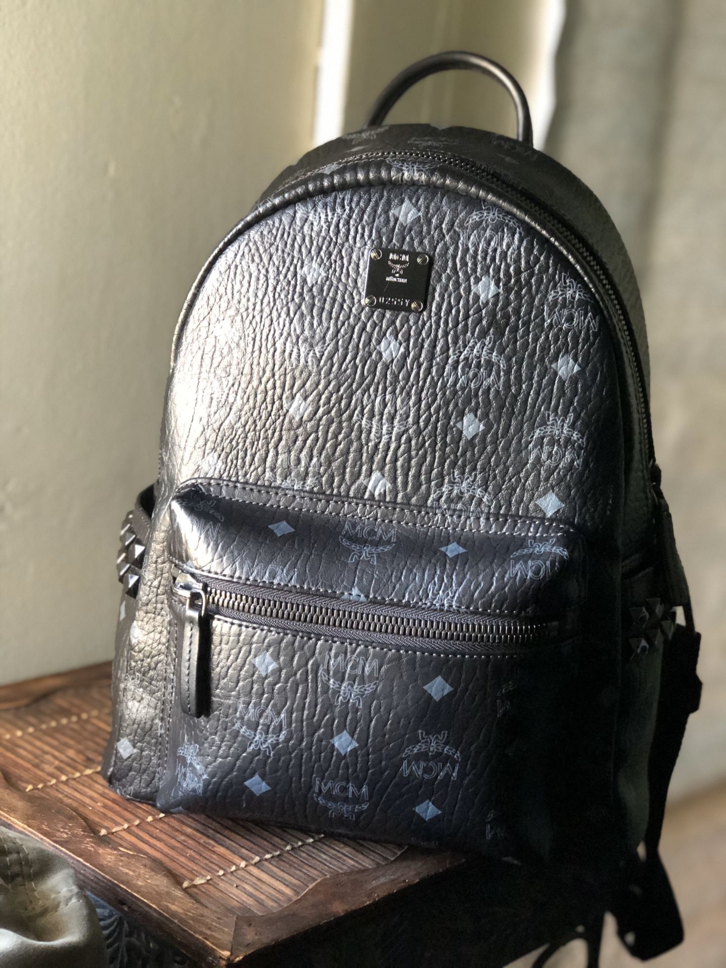 castlevania mini backpack Loungefly Despicable Me Minions Bob Iridescent Cosplay Style:Color Geo On the back you Backpack for Kids – c-ipadpro10