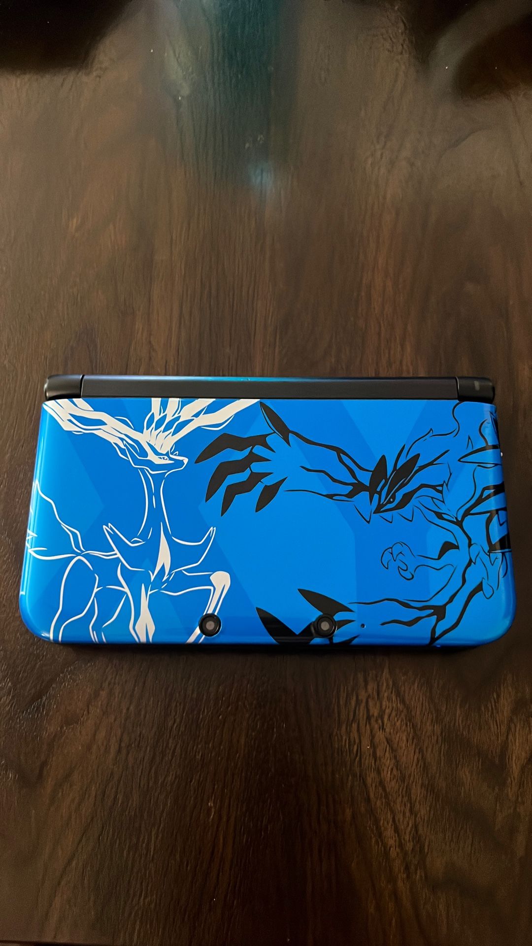 Nintendo 3DS XL LIMITED EDITION Pokemon X & Y