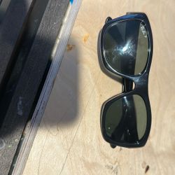  Ray-Ban RB4194 Sunglasses 