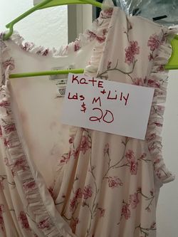 Ladies dresse