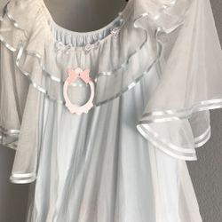 Women’s Gown  One Size. New With Tags 