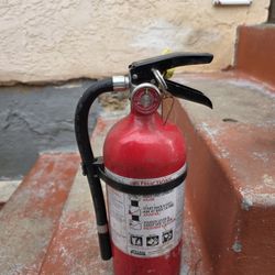 6 Pound Fire Extinguisher 