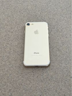 iPhone 7 32gb unlocked $90 or best offer