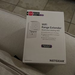 NetGear WiFi Range Extender 