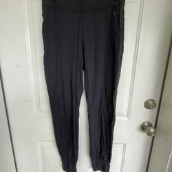 Nike Women’s Pants Size M