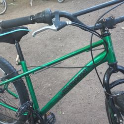 Large Bike  MONGOSS 29INCH FAT TIRES  SINGLE WORK PERFECT EVRYTHING IS GOOD 