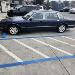 2001 Jaguar Vanden Plas