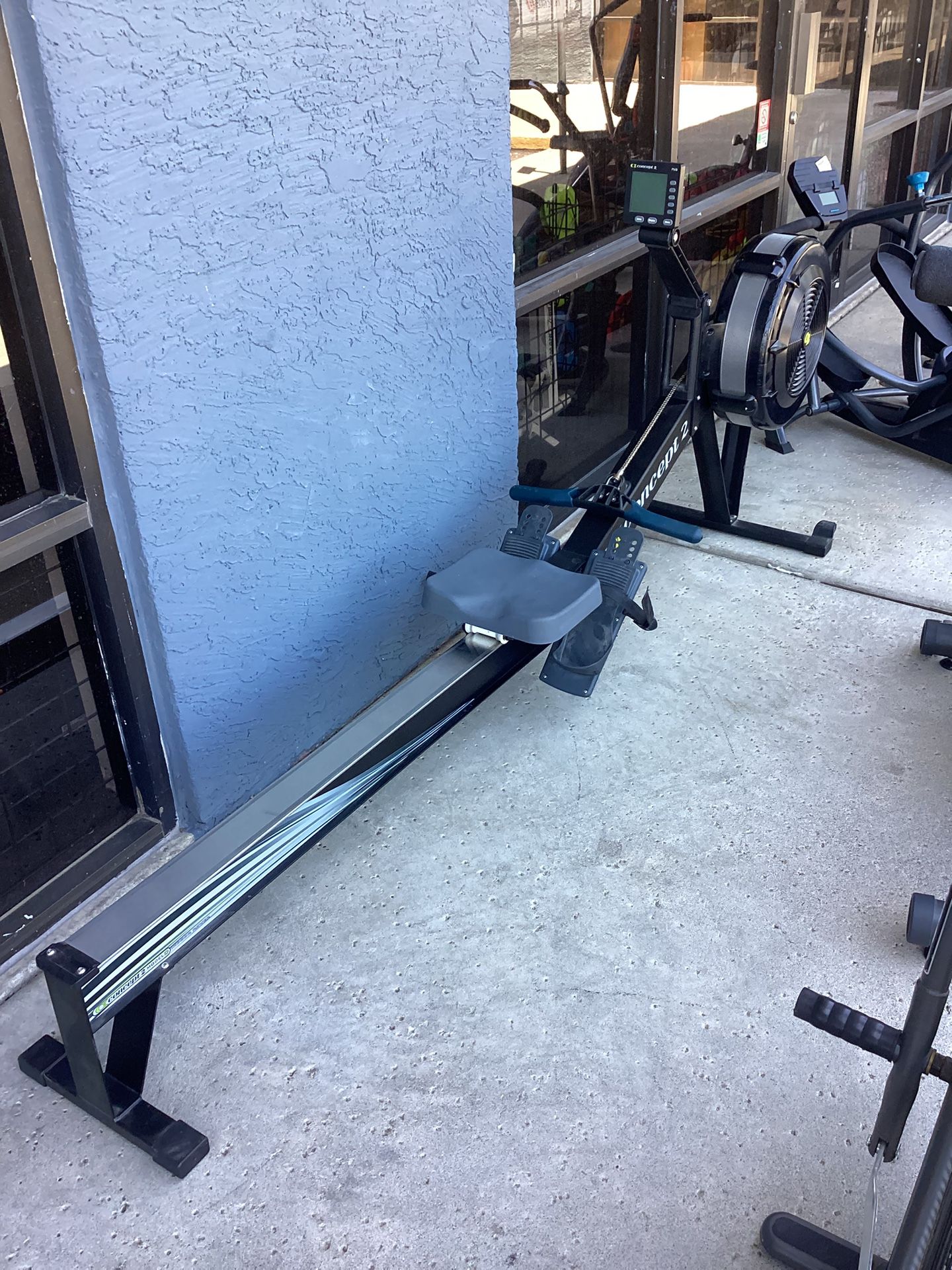 Concept 2 Rowing Machine PM5 With ONLY 49372 Lifetime Meters Included Warranty