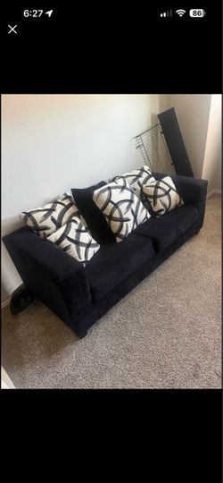 Black Fabric Sofas with Accent Pillows