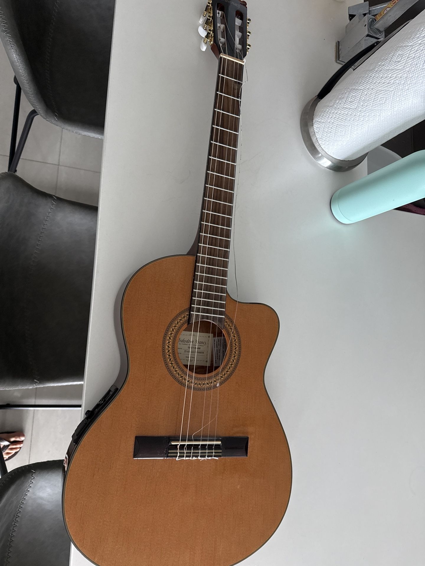 🎸 Salvador Ibáñez GA5TCE-AM Classical Guitar + New Strings (Brand New Set!)