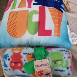 New Blue Or Pink  Ugly Doll Pillow And Blanket