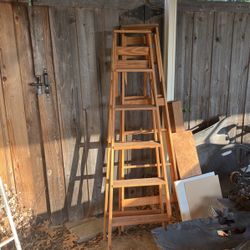 6’ Wooden Ladders