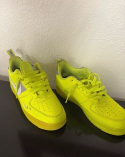 Nike Air Force 1 LV8 Utility GS Volt Shoes Size 11