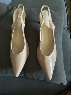 Soft and comfortable new size 41 Heels. 2 inches