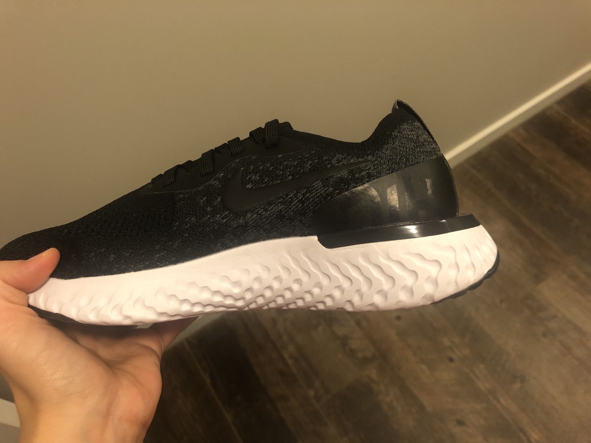 Women's Nike epic react flynit size