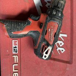Milwaukee M12 Drill