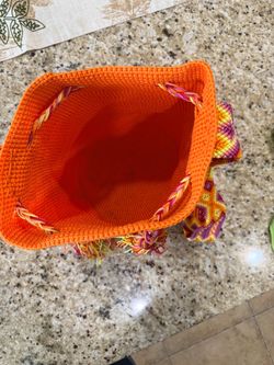 Crochet crossbody