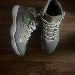 Jordan 11 Cool Grey 