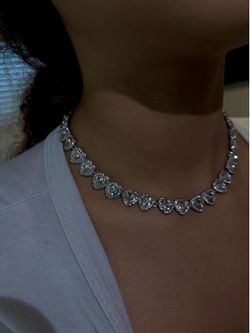 Ariana Grande x Swarovski necklace