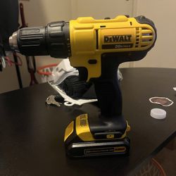 Brand New Dewalt Drill Set 