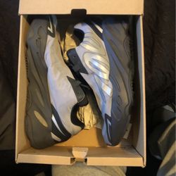 Yeezy 700