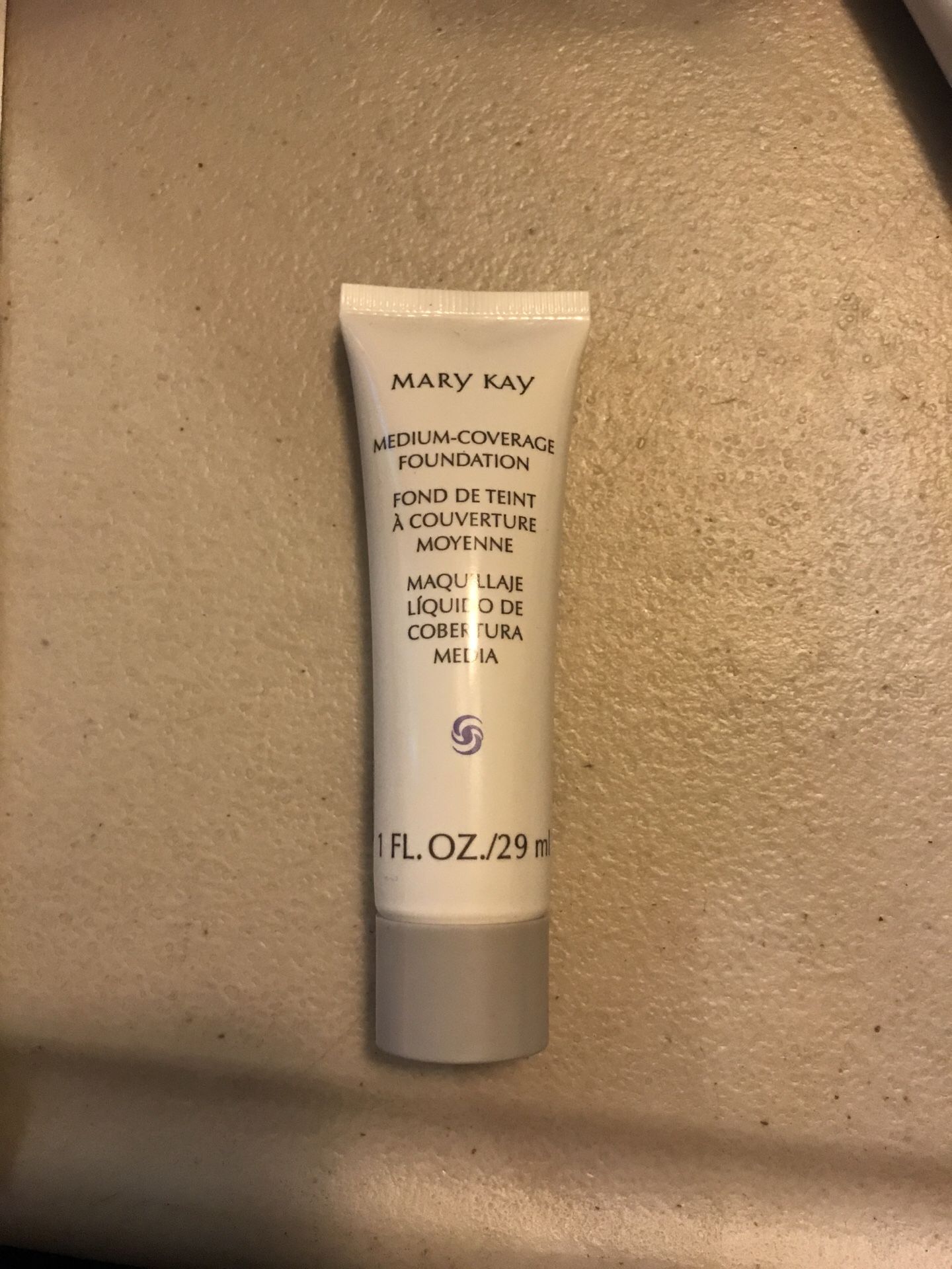 Mary kay medium coverage foundation beige 400