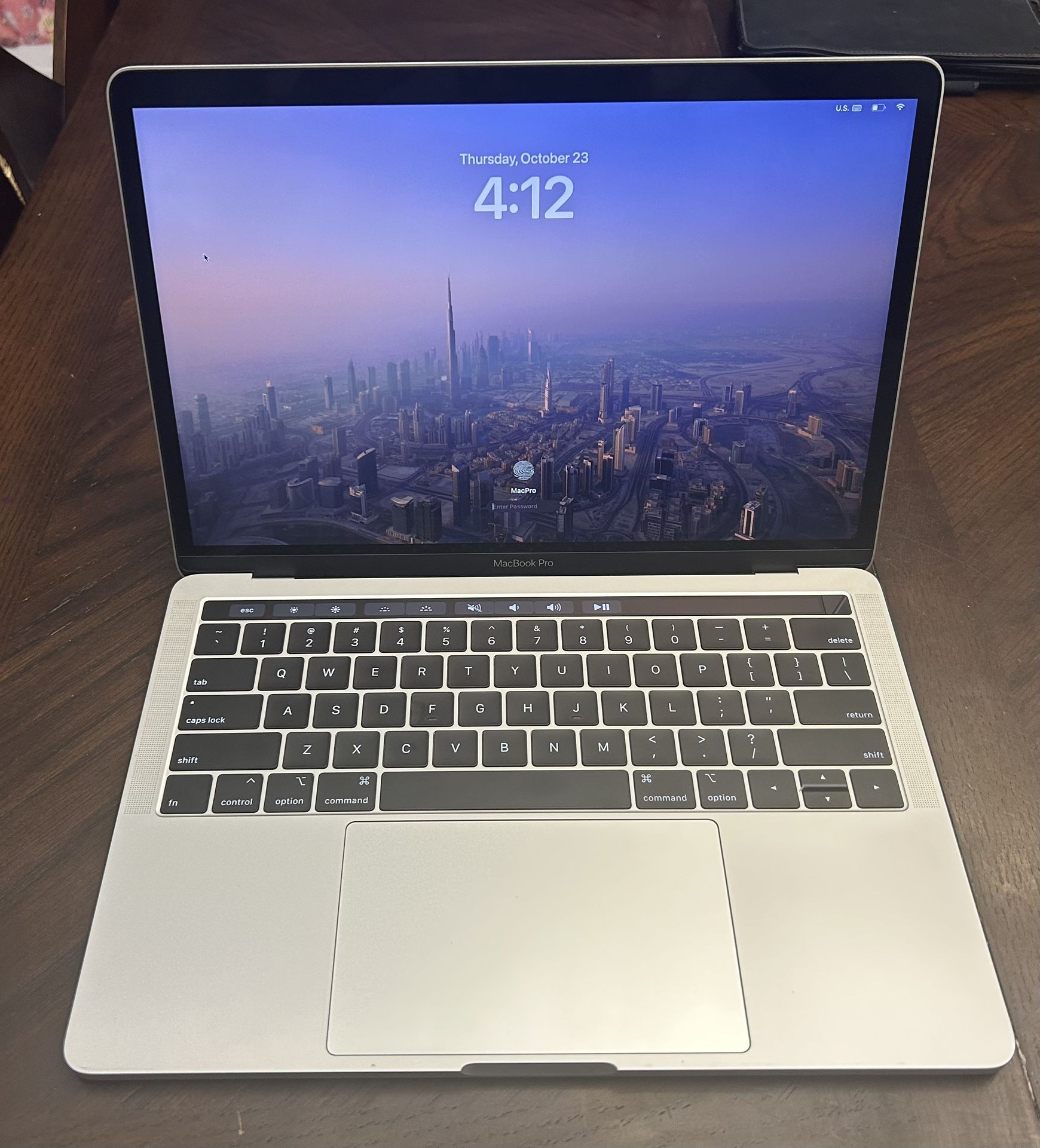 13 MacBook Pro Touchbar