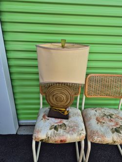 Lamp 2 chairs pending