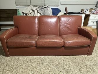 Leather Couch **Broken Spring Middle Seat**