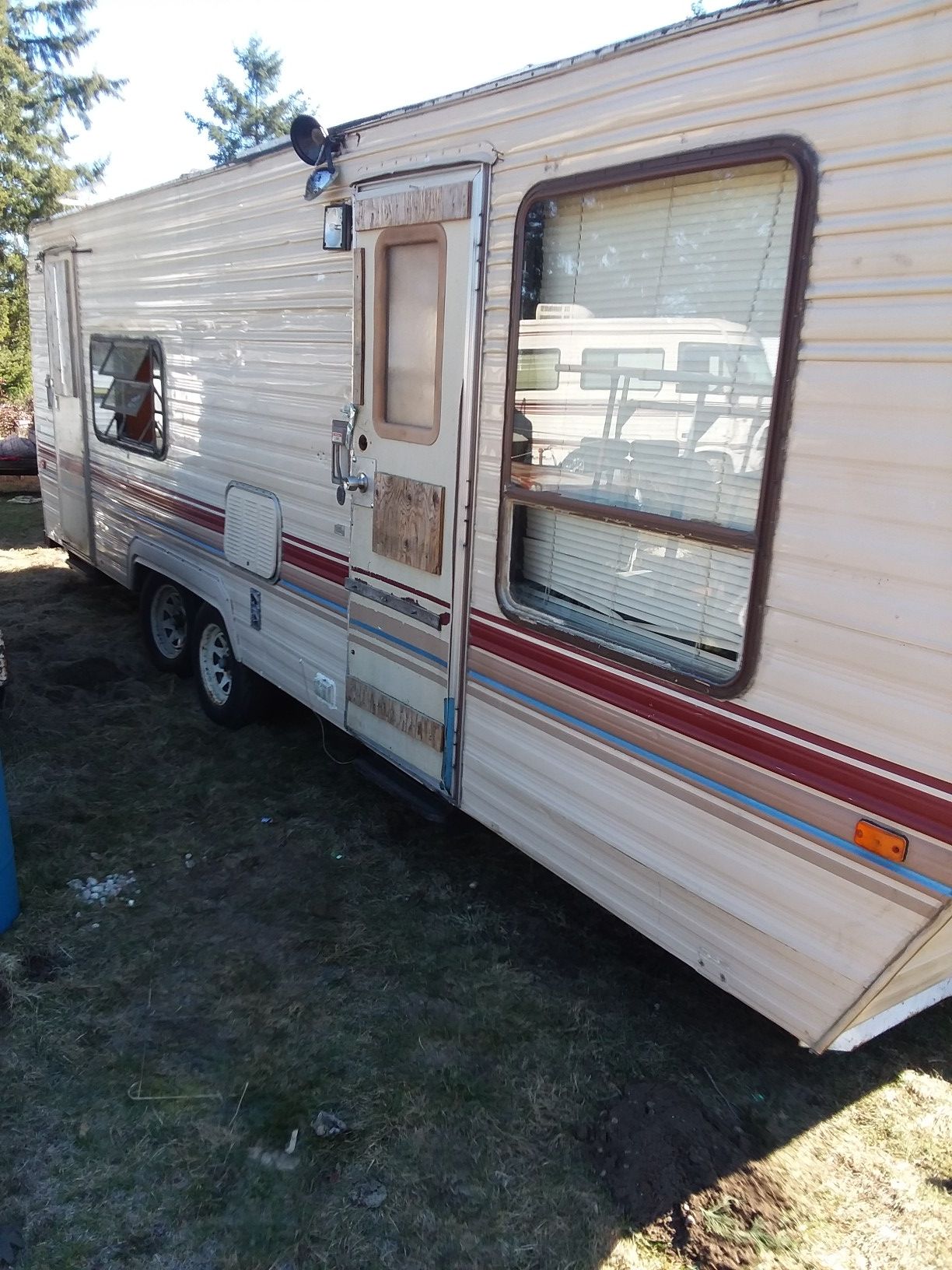 1987 Regal Prowler 25ft Trailer for Sale in Roy, WA - OfferUp