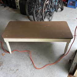 FREE two-Tone Coffee Table