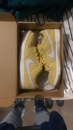 Sb Dunk Low Saturn Gold Orange Label