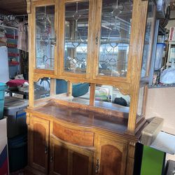 China Cabinet And Hutch