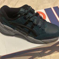 ASICS GEL-BND Saxon Green Size 9.5