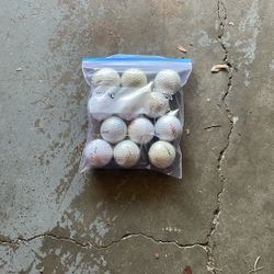 A Dozen Titleist Golf Balls – Clean – Good Condition