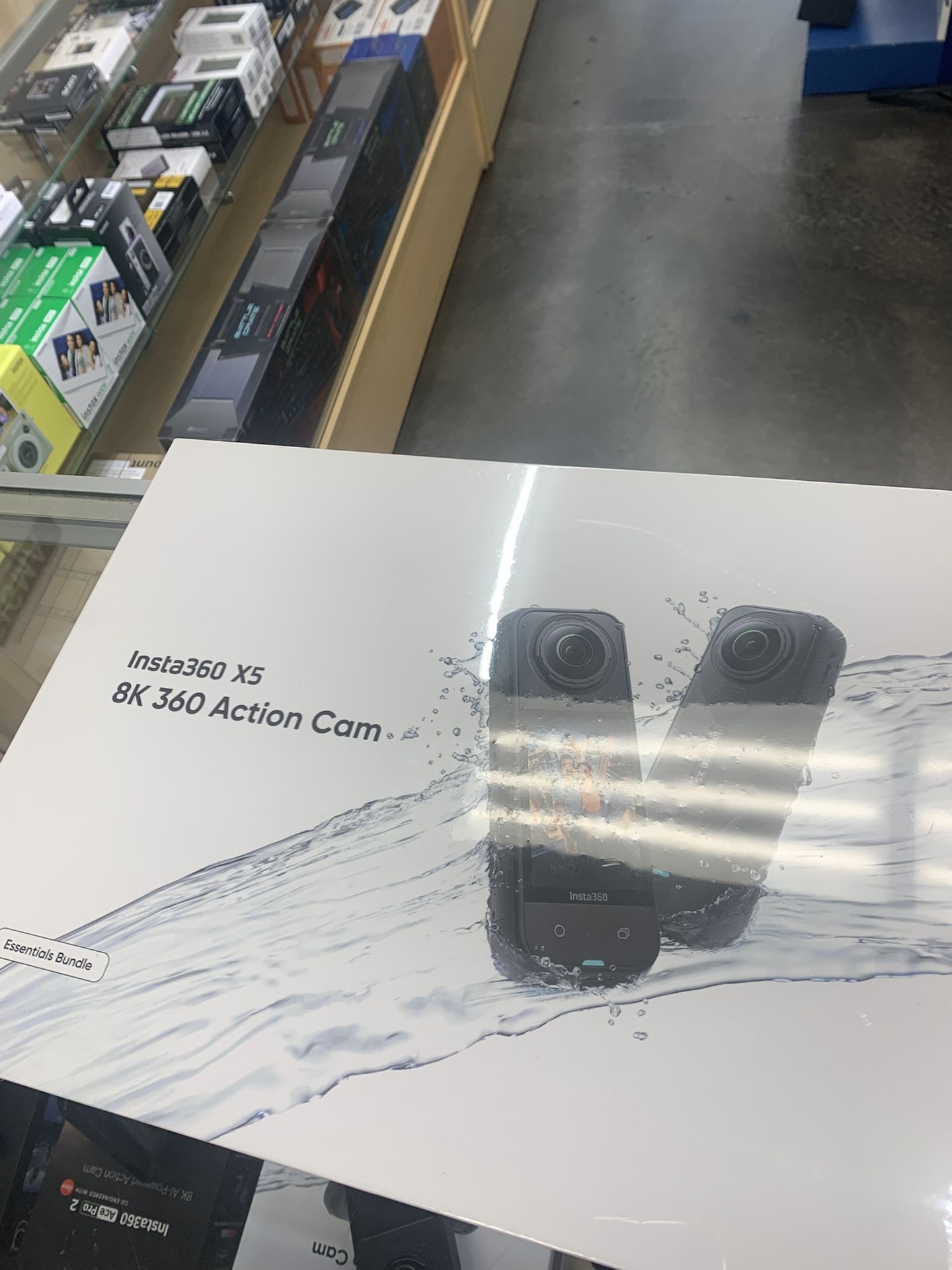 Insta360 X5 Essentials Bundle