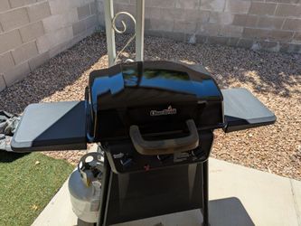 Char-Broil 3 burner Grill