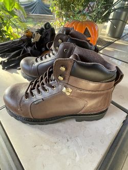 Very Nice Refrigiware Boots Price Dropped For Quick Sale